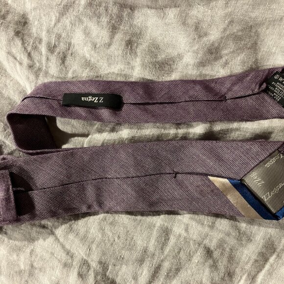 Just a bunch of ties - Picture 10 of 10